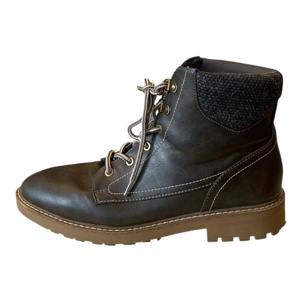 St. John's Bay Durham Black Faux Leather Women’s Boots Lace‎ Up Memory Foam Sz 9